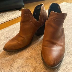 Steve Madden Aliee Brown Leather Ankle Boots 8